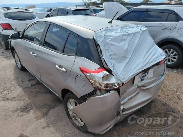 2019 TOYOTA YARIS 