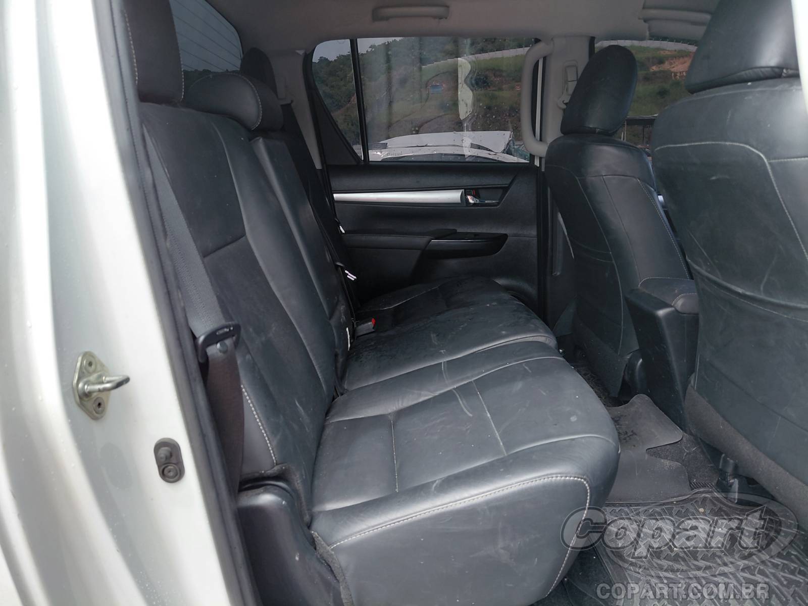2024 TOYOTA HILUX CD — foto 6 de 11