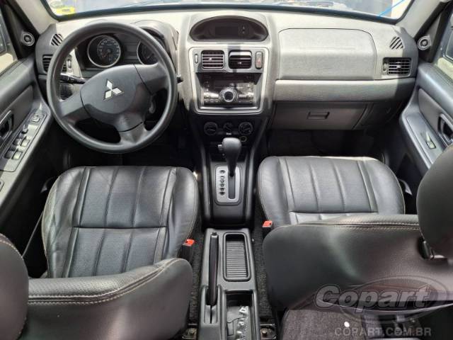 2013 MITSUBISHI PAJERO TR4 