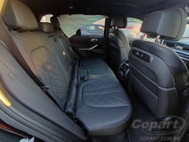 2025 BMW X5 