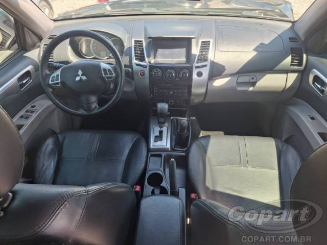 2016 MITSUBISHI PAJERO 