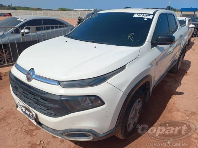 2017 FIAT TORO 