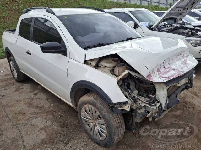 2015 VOLKSWAGEN SAVEIRO CD 