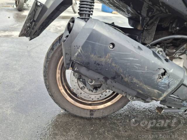 2024 YAMAHA XMAX 