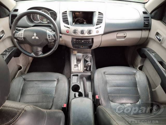 2015 MITSUBISHI L200 TRITON 