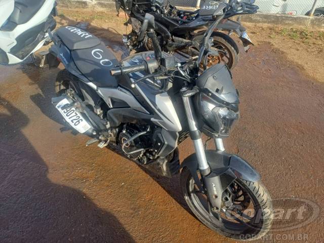 2025 BAJAJ DOMINAR 
