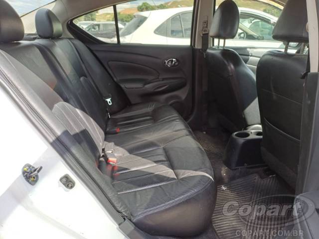 2016 NISSAN VERSA 