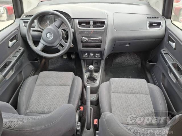 2013 VOLKSWAGEN FOX 