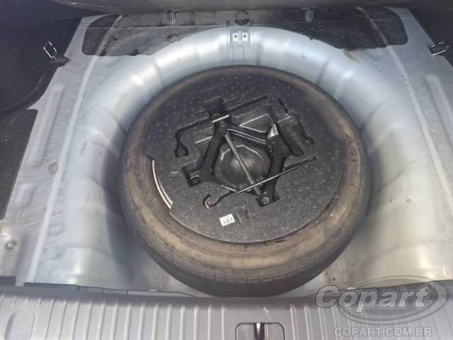2010 HYUNDAI AZERA 