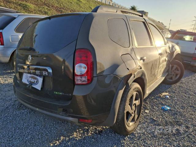 2015 RENAULT DUSTER 
