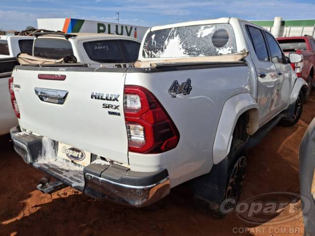2024 TOYOTA HILUX CD 