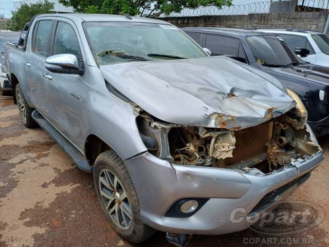 2016 TOYOTA HILUX CD 