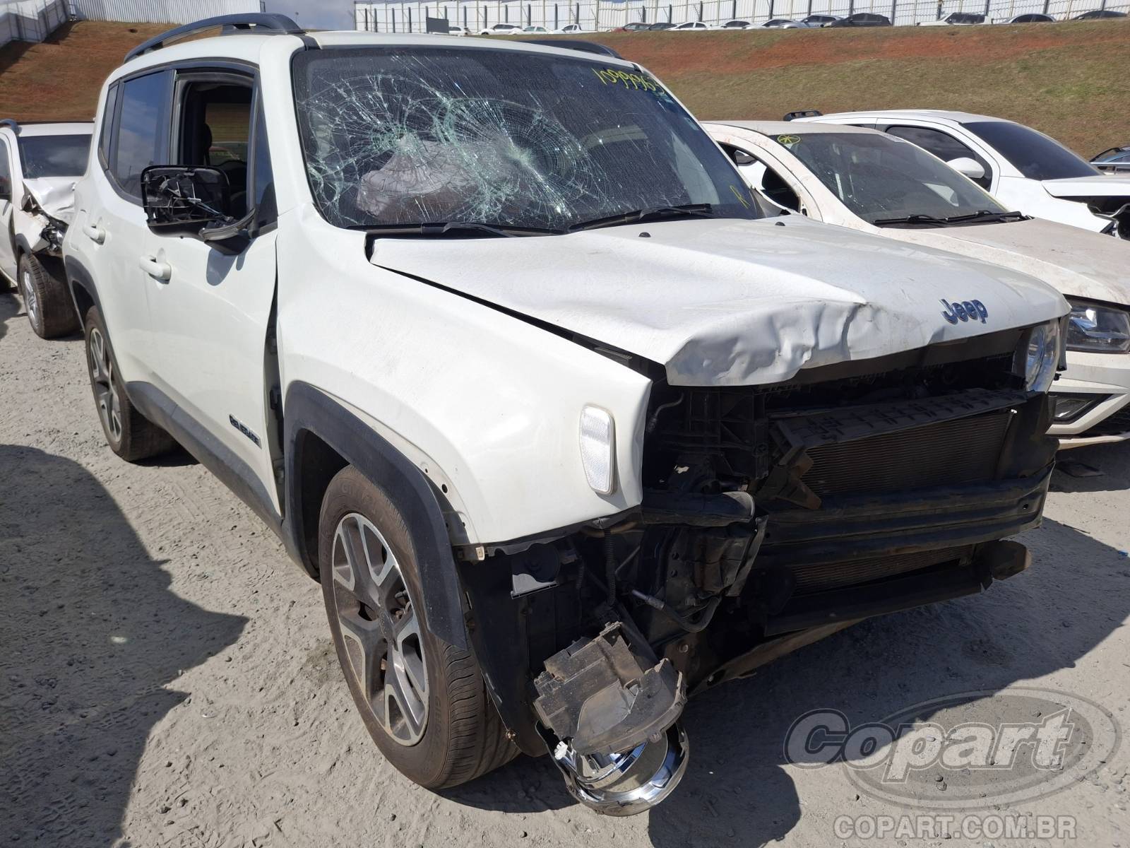 Veículo Fiat Renegade JEEP Renegade Longitude 1.8 16V E.TorQ Evo 2019 2019 em leilão