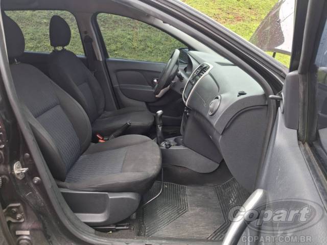 2015 RENAULT SANDERO 