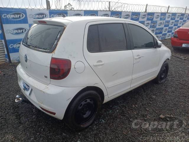 2013 VOLKSWAGEN FOX 