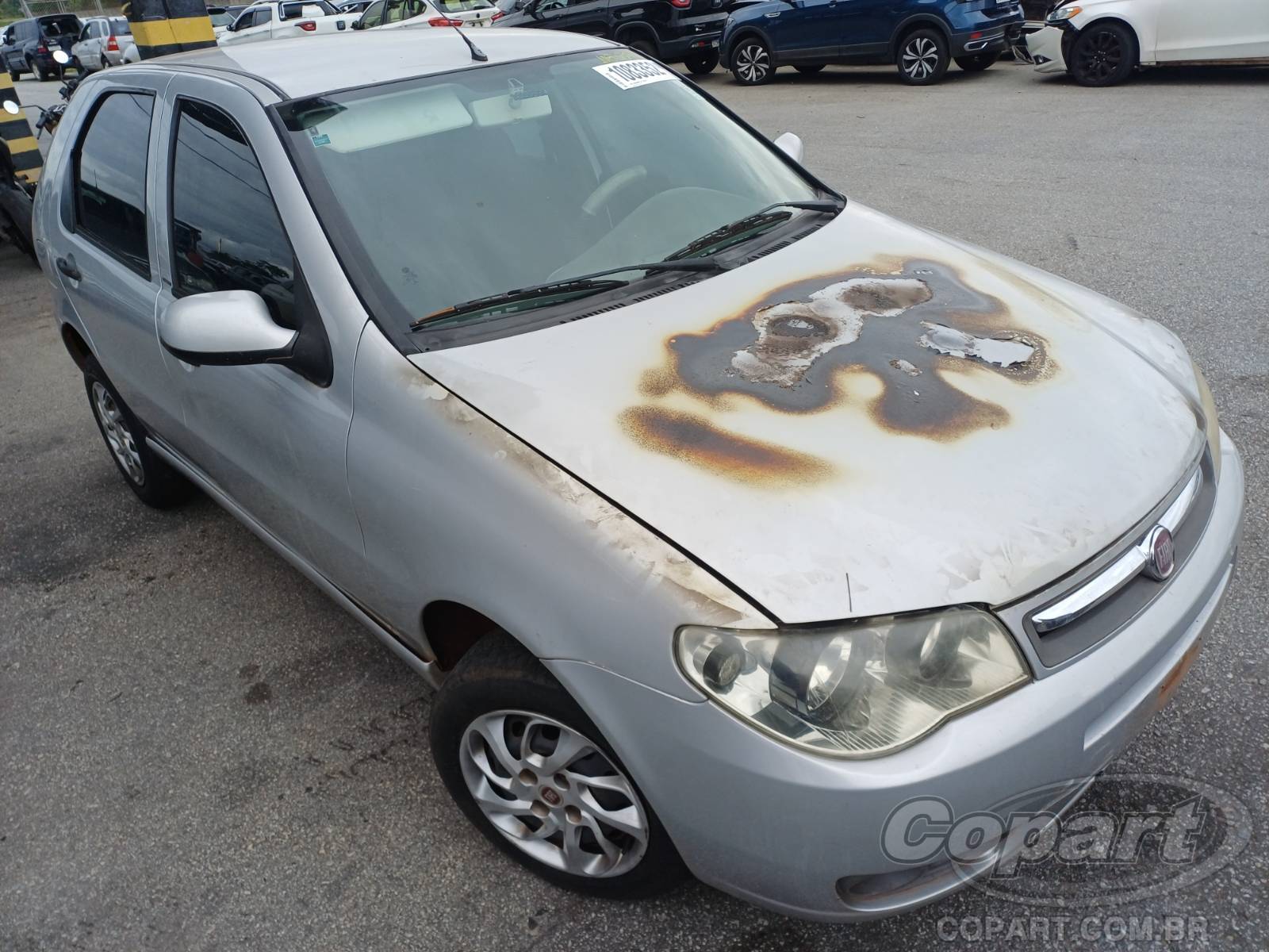 Veículo Fiat Palio Fiat Palio Fire Economy 1.0 2014 Queimado 2014 em leilão