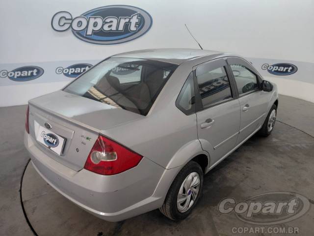 2010 FORD FIESTA SEDAN 