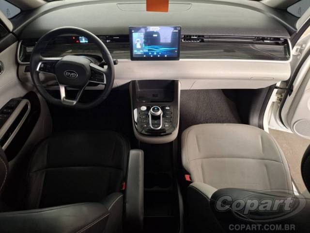 2023 BYD D1 