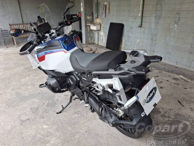 2026 BMW R 1300 