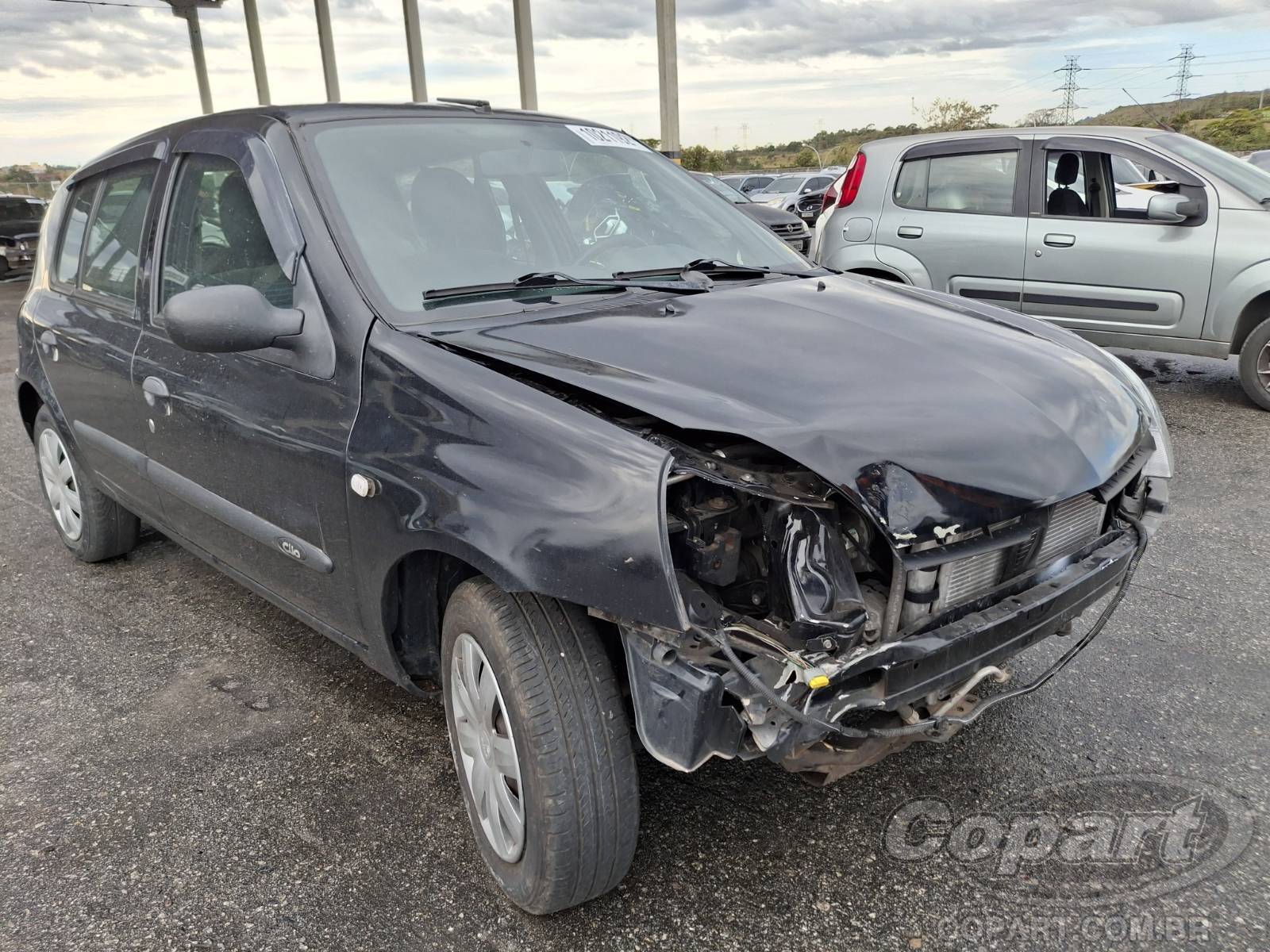 Veículo Renault Clio RENAULT CLIO 1.0 16V HI-FLEX 2010 2011 em leilão