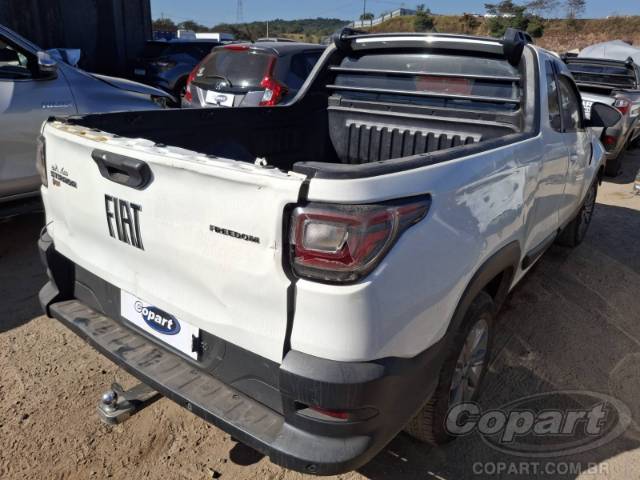 2022 FIAT STRADA 