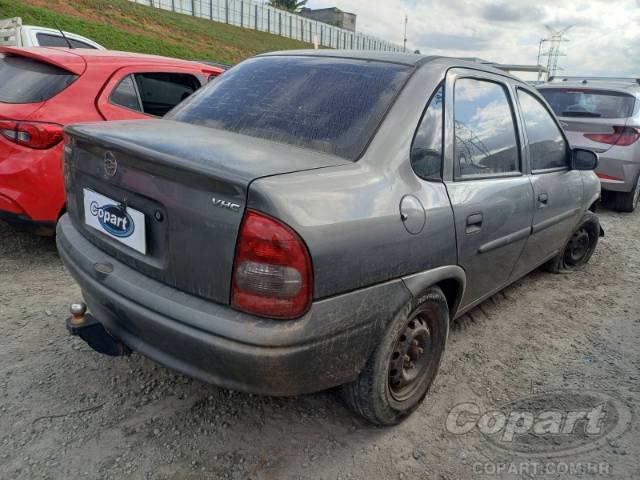 2005 CHEVROLET CLASSIC 