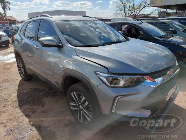 2025 CHEVROLET TRACKER 
