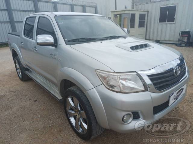 2015 TOYOTA HILUX CD 