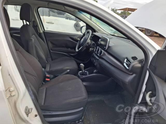 2019 FIAT CRONOS 