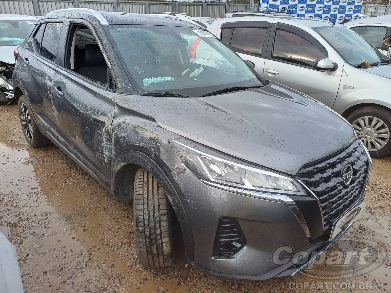 NISSAN KICKS 2024