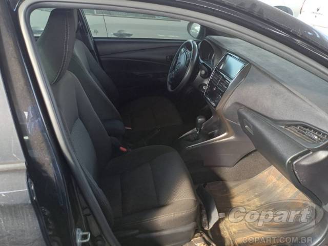 2025 TOYOTA YARIS 