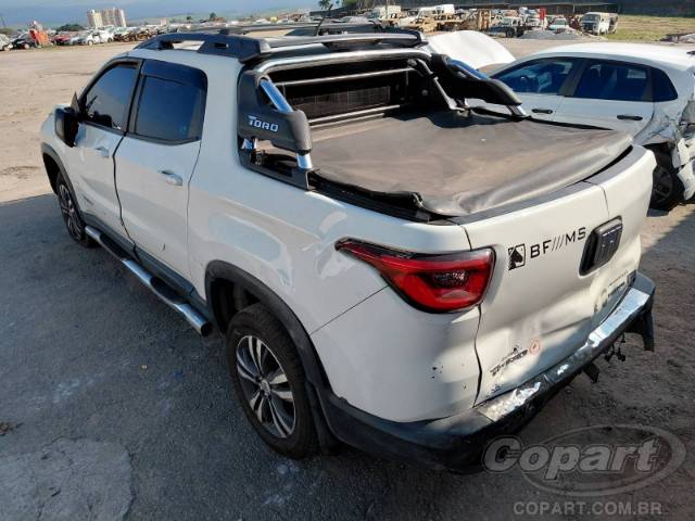 2022 FIAT TORO 