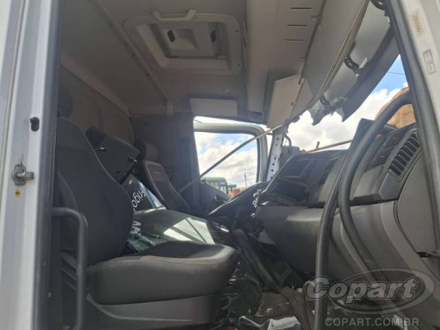 2023 VOLKSWAGEN CONSTELLATION 