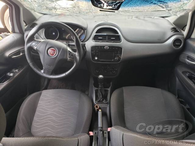 2016 FIAT PUNTO 