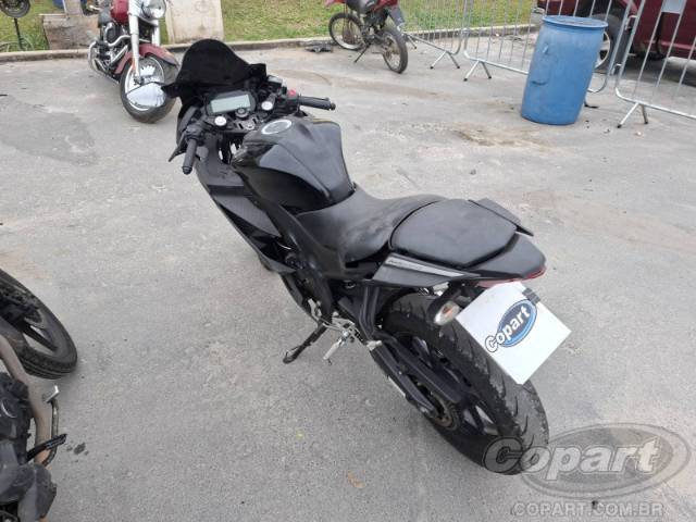 2024 YAMAHA YZF R15 