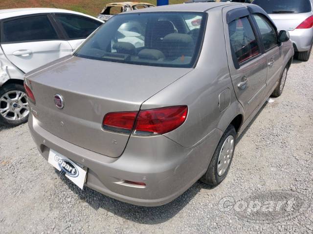 2015 FIAT SIENA 