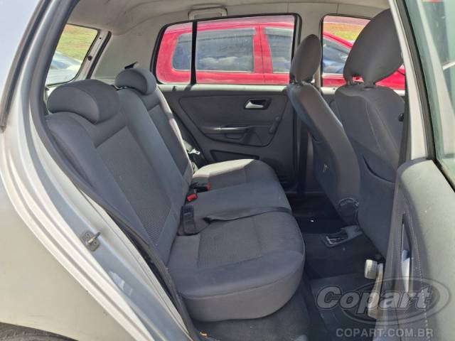 2011 VOLKSWAGEN FOX 