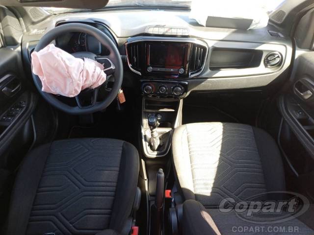 2025 FIAT STRADA CD 