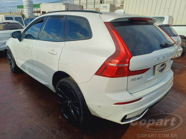 2023 VOLVO XC60 