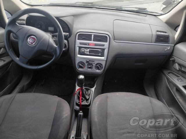 2011 FIAT PUNTO 