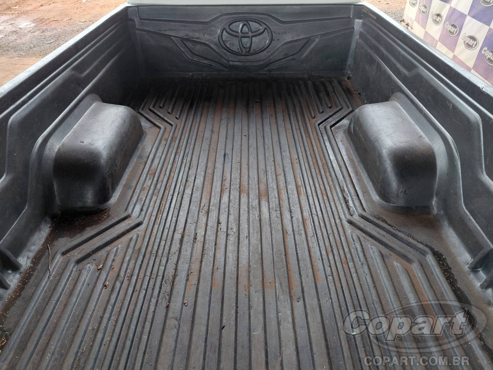 2026 TOYOTA HILUX CS — foto 6 de 11