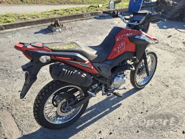 2025 HONDA NXR 160 