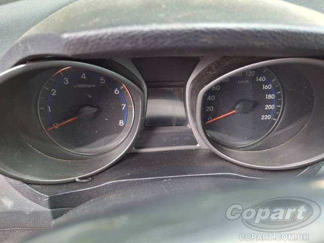 2015 HYUNDAI HB20 