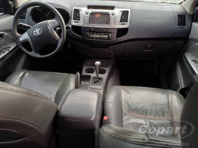 2015 TOYOTA HILUX CD 
