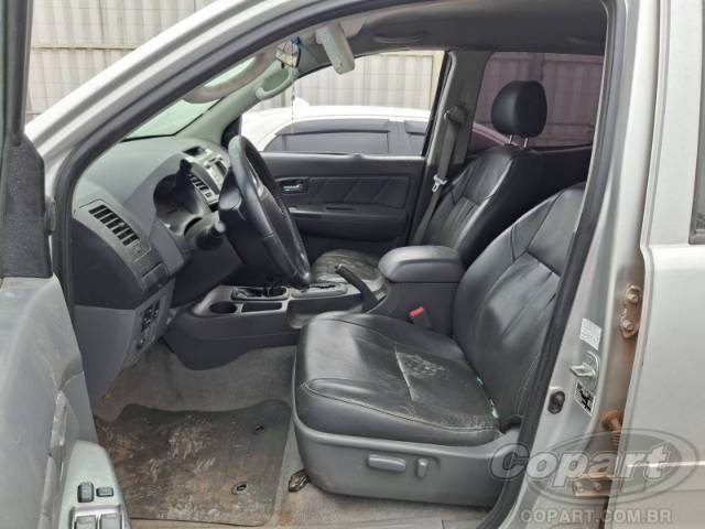 2015 TOYOTA HILUX CD 