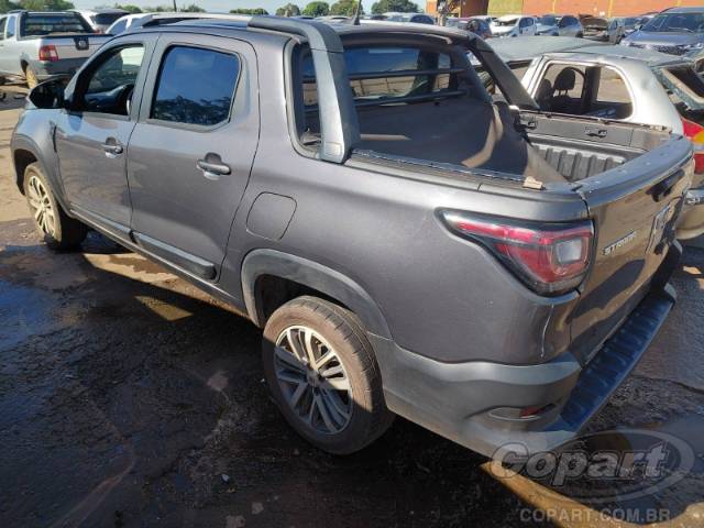2023 FIAT STRADA CD 