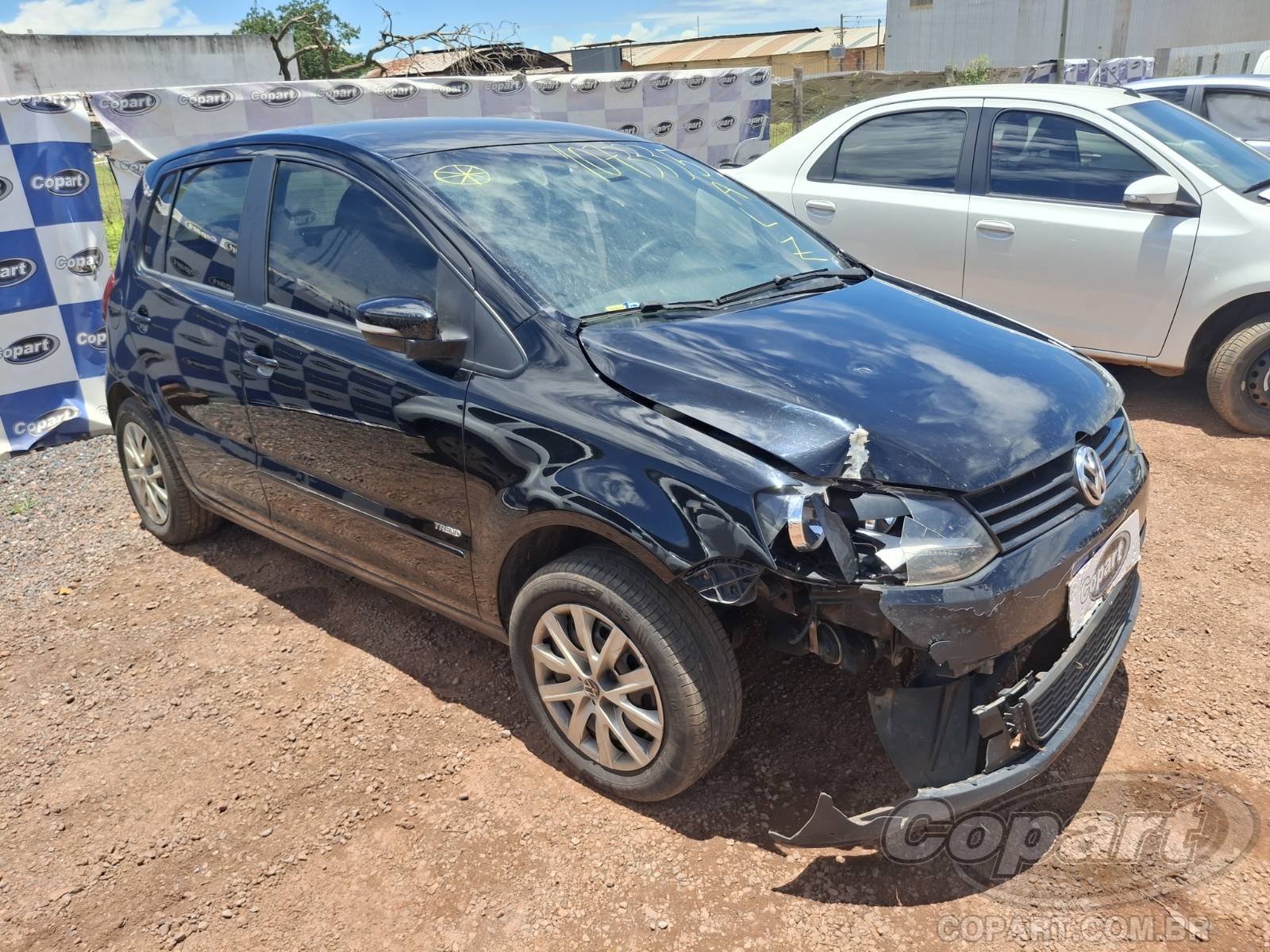 Volkswagen Fox 1.0 1.0 Total Flex 2013