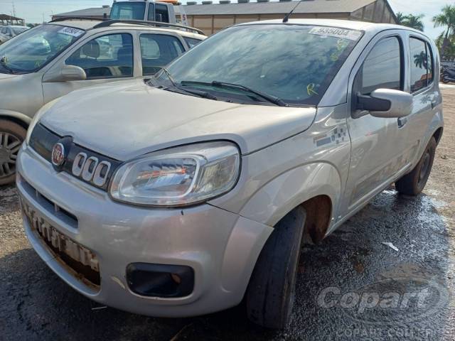 2016 FIAT UNO 