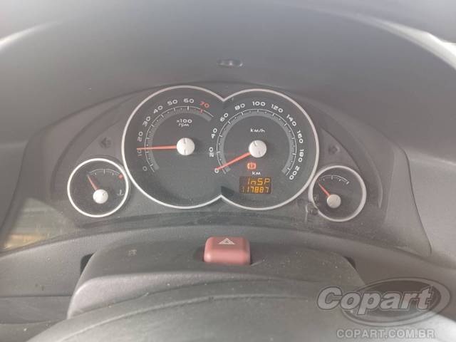 2011 CHEVROLET PRISMA 