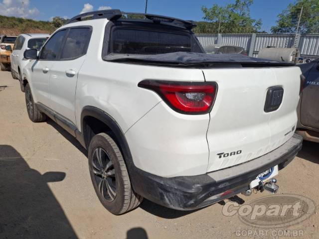 2022 FIAT TORO 